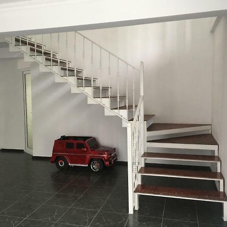 Guest House Maxim Makhinjauri Exterior photo