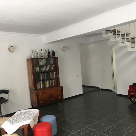 Guest House Maxim Makhinjauri Exterior photo