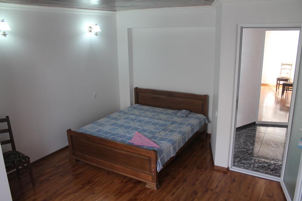 Guest House Maxim Makhinjauri Exterior photo