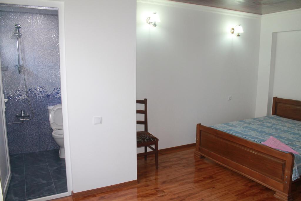 Guest House Maxim Makhinjauri Exterior photo