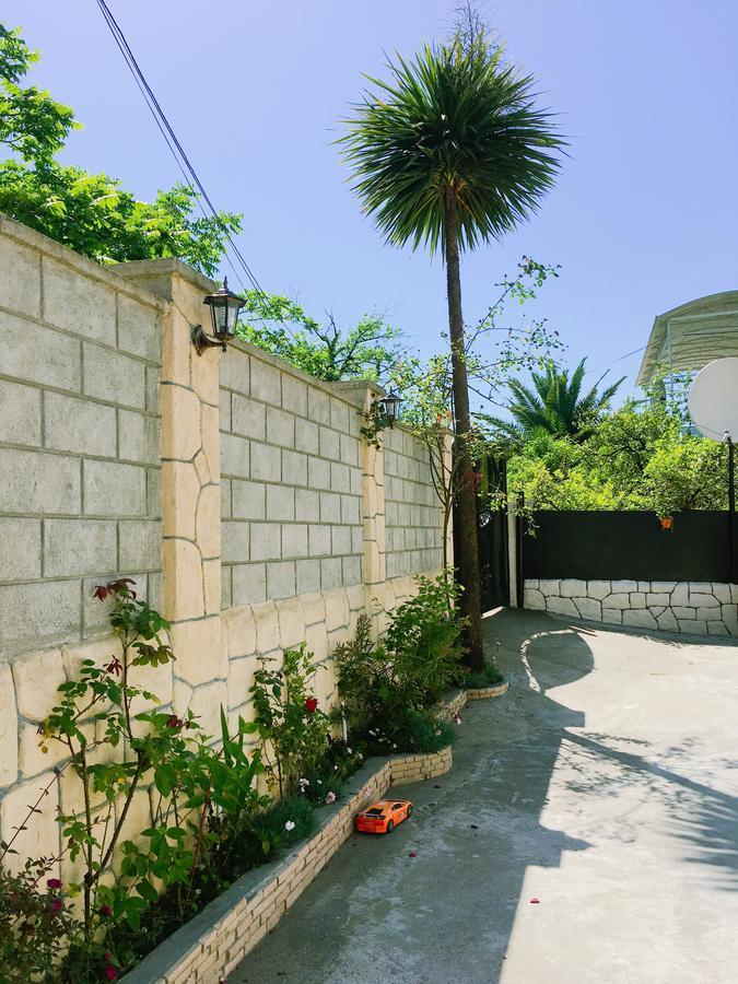 Guest House Maxim Makhinjauri Exterior photo